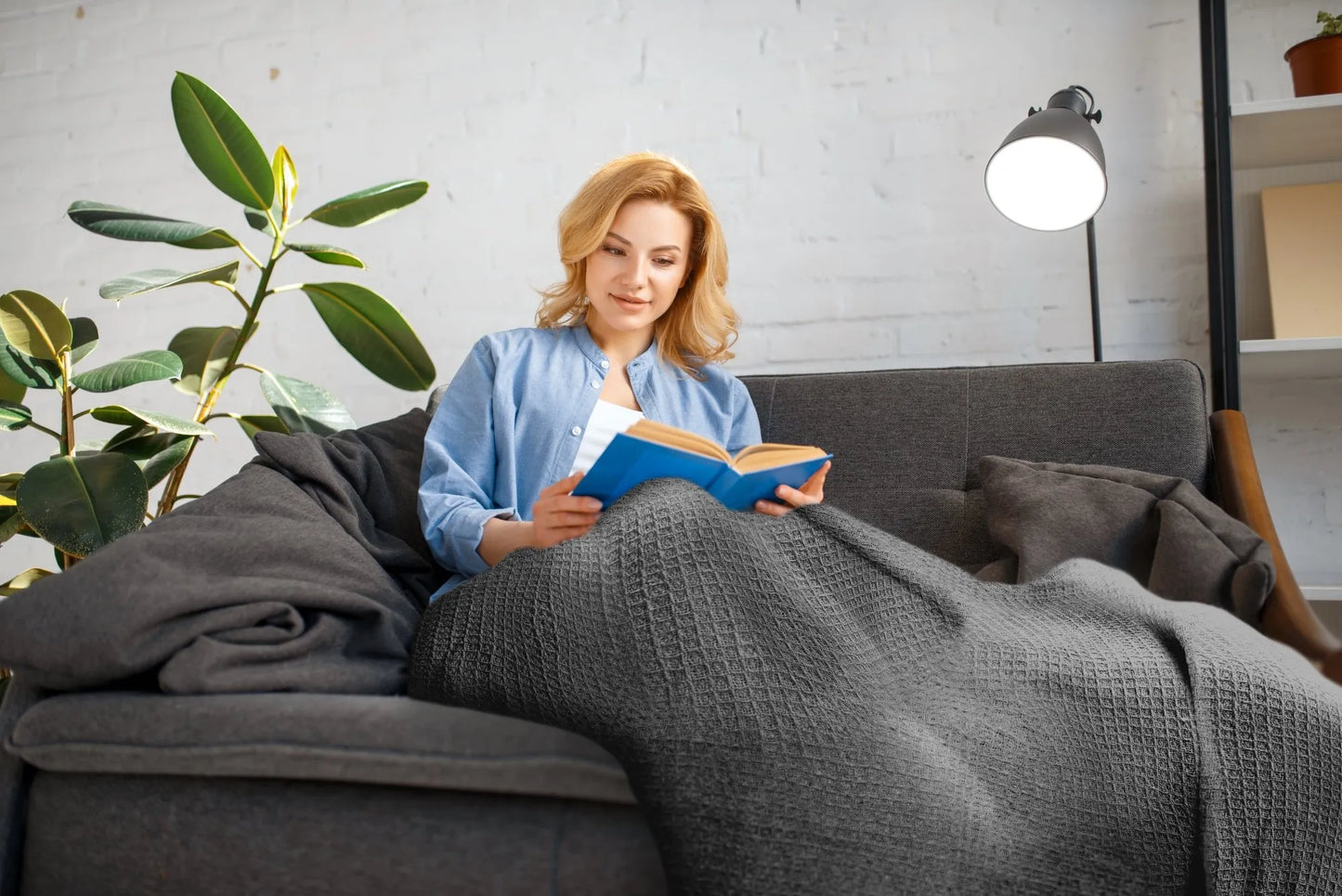 Waffle Recycled Throw (Charcoal) 177cmx254cm